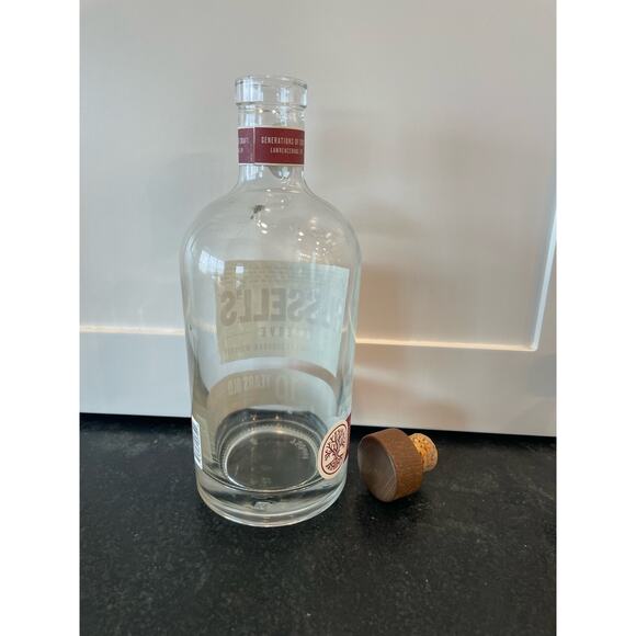 Russell’s Reserve Kentucky Straight Bourbon Whiskey EMPTY BOTTLE ONLY - Picture 4 of 6